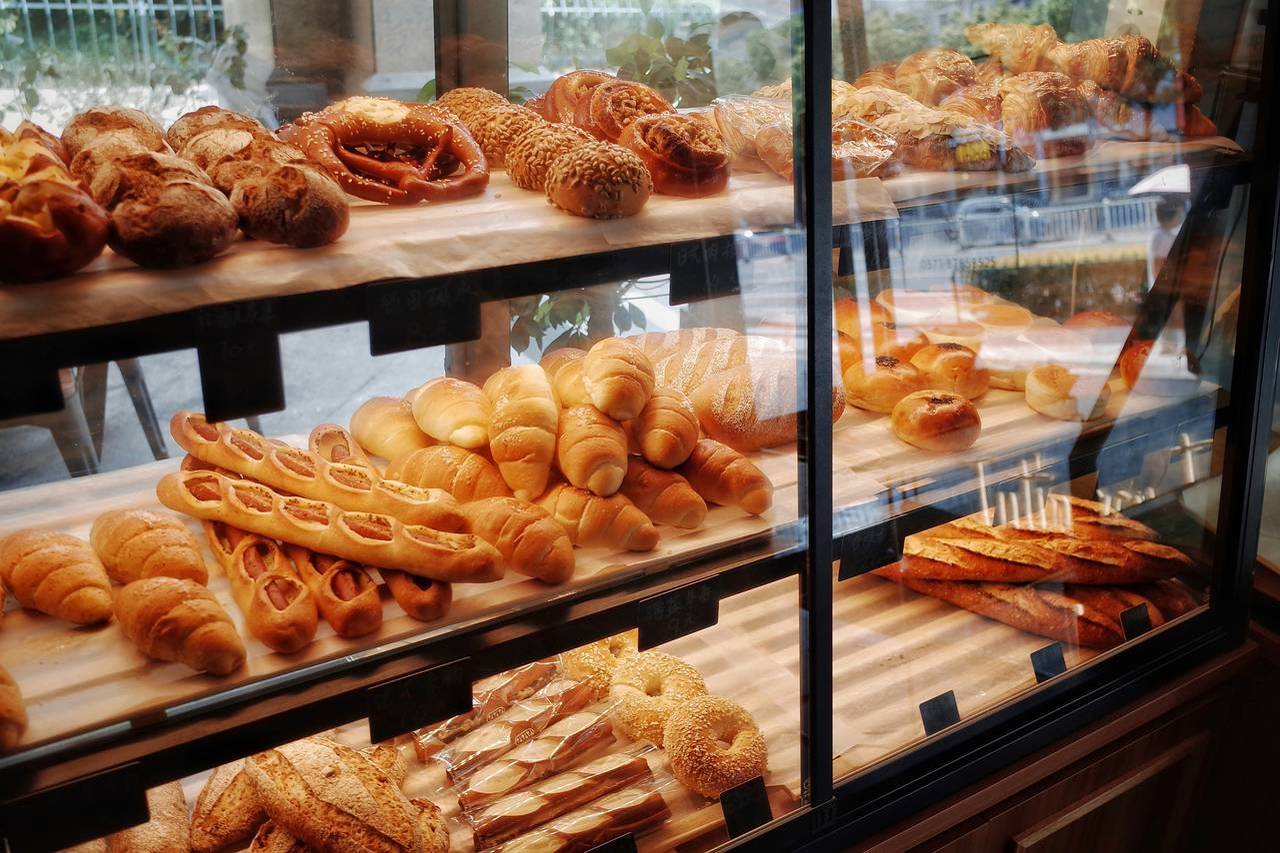 Cakes Bakes Store